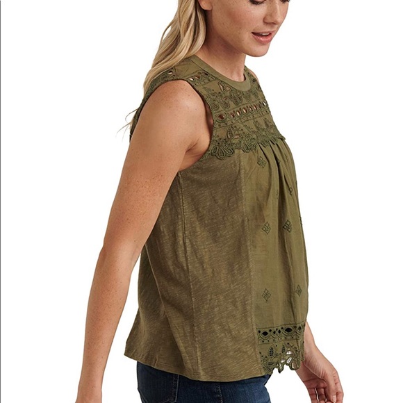 Lucky Brand Top - Picture 2 of 6